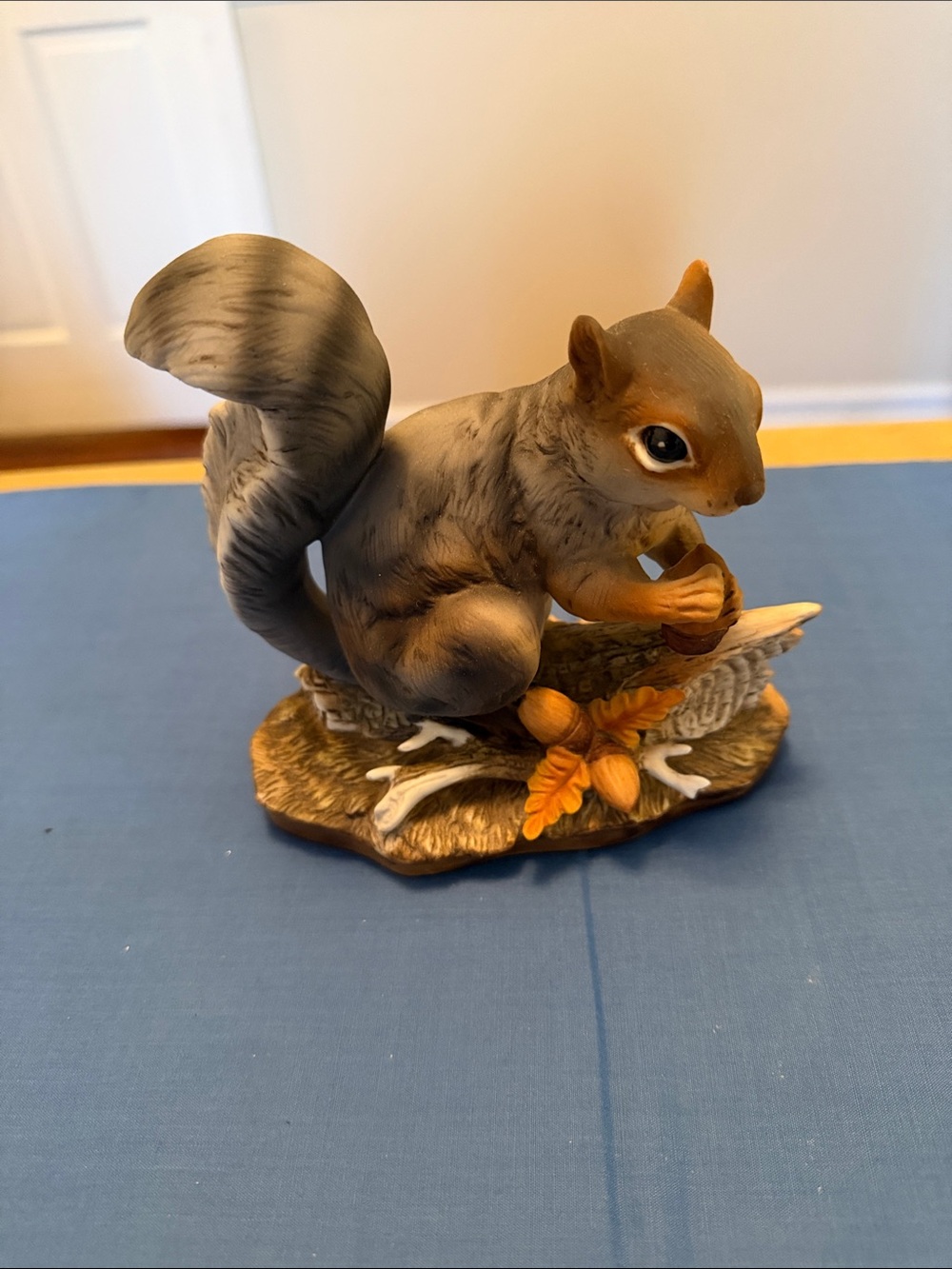 Homeco 1982 Masterpiece Gray Squirrel With Acorns Porcelain Figurine